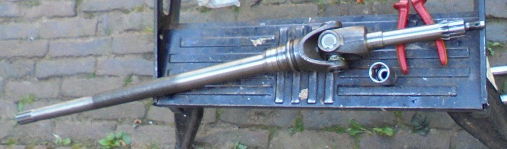 1965 series 2a station wagon front half shafts fitting new UJs4.JPG