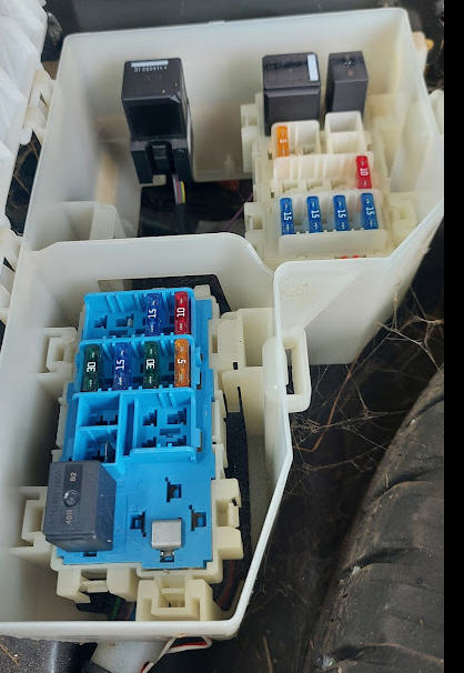 aux box.jpg