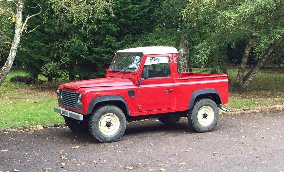 Land Rover Defender II.jpg