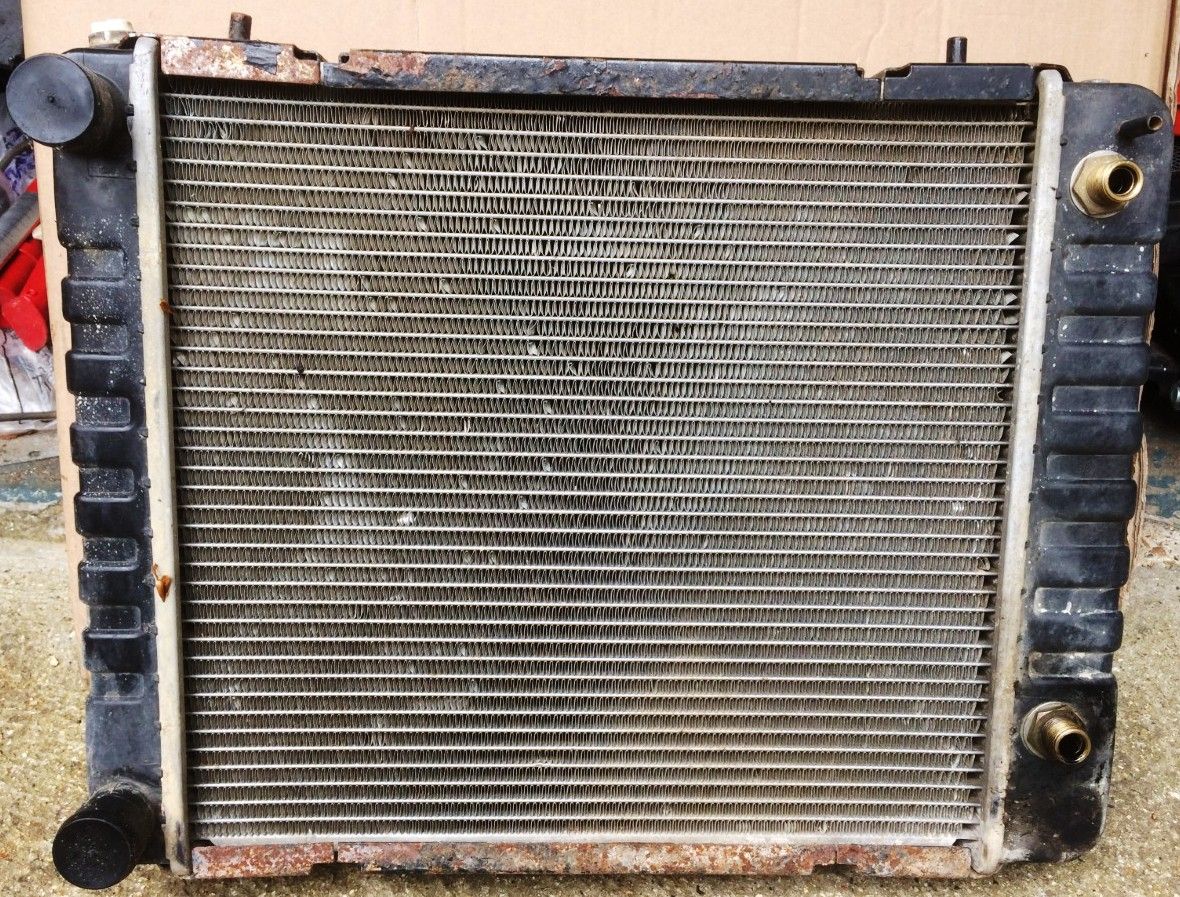 weepy 300tdi radiator.jpg