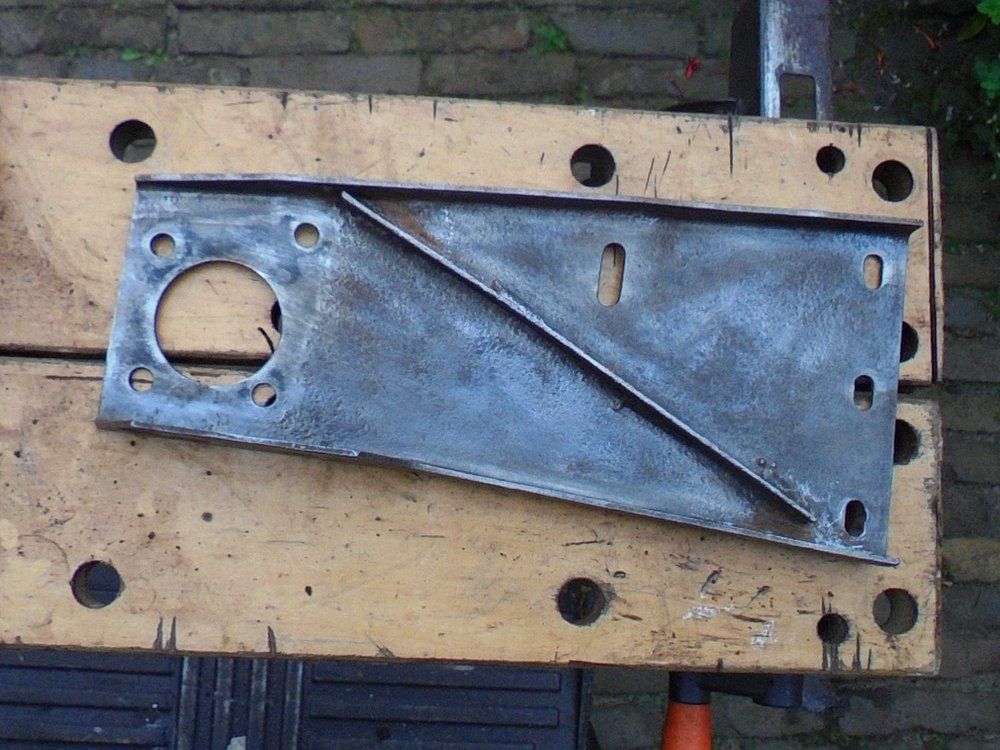 1965 series 2a station wagon bracket for steeringbox1.JPG