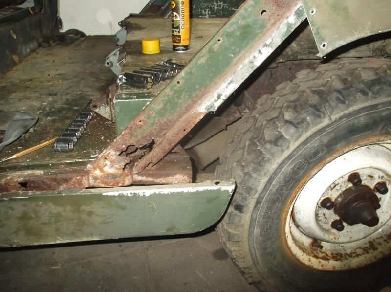 1965 series 2a station wagon damage in front of rear wheels lhs1.JPG