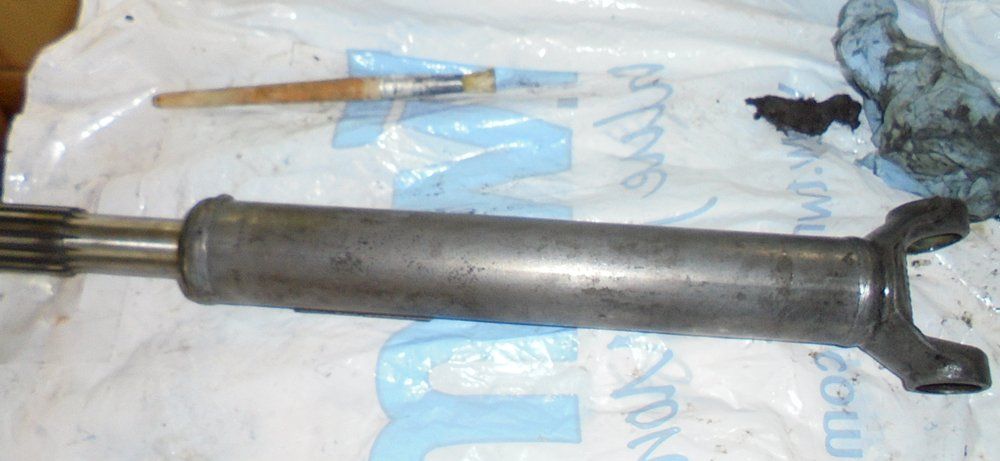 1965 series 2a station wagon front propshaft derusting4.JPG