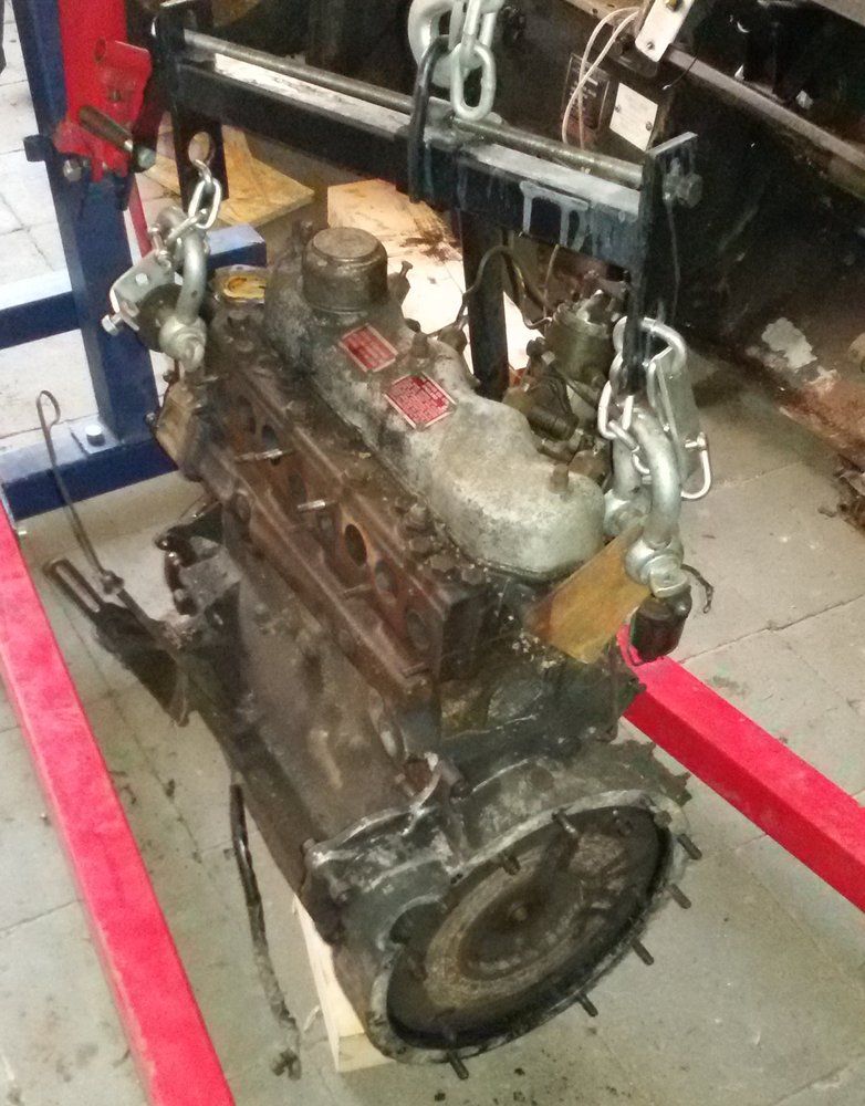 1965 series 2a station wagon gearbox removed2.jpg