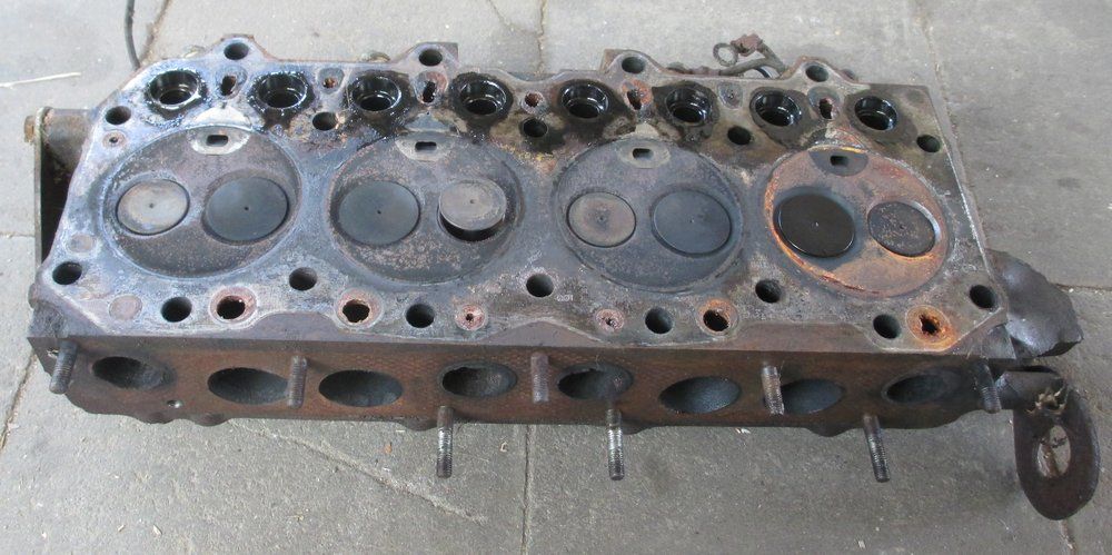 1965 series 2a station wagon head removed at least one valve bent stuck1.JPG
