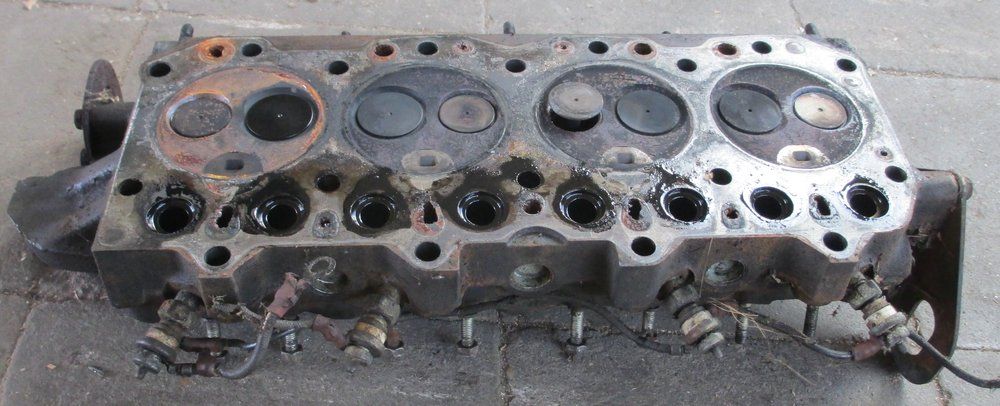 1965 series 2a station wagon head removed at least one valve bent stuck2.JPG