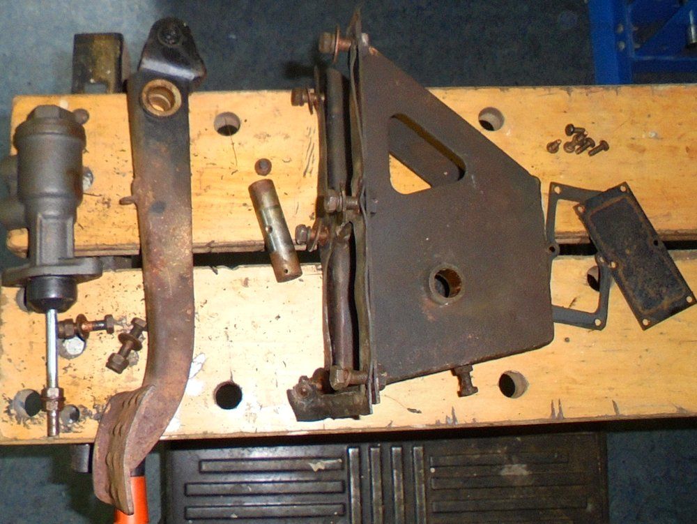 1965 series 2a station wagon pedal box 1 dismantled2.JPG