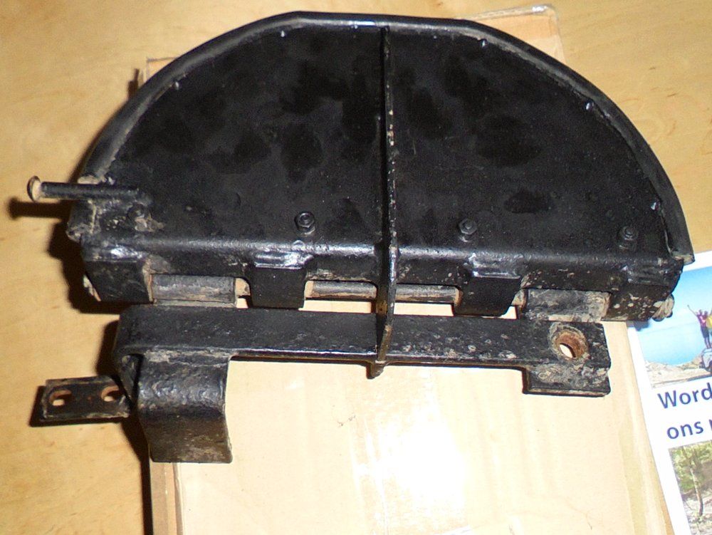 1965 series 2a station wagon rear step found2.JPG