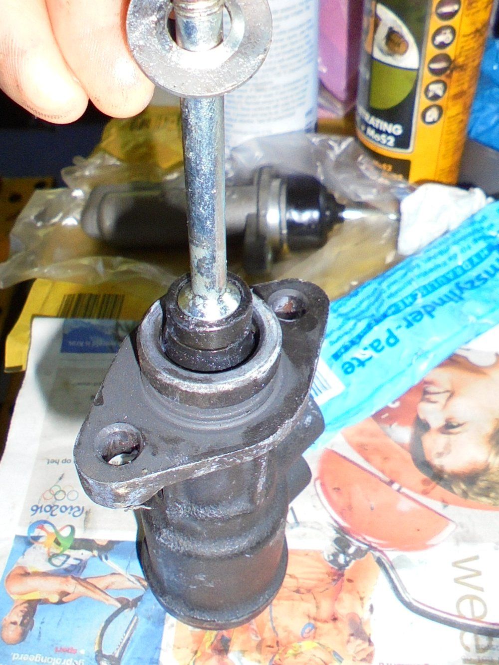 1965 series 2a station wagon rebuilding brake master cylinder5.JPG