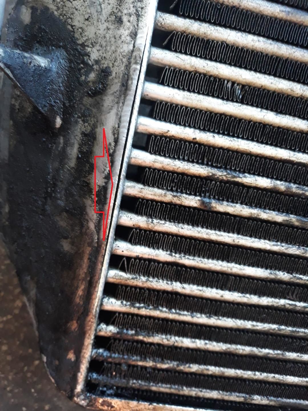 Cracked Intercooler 2.jpg