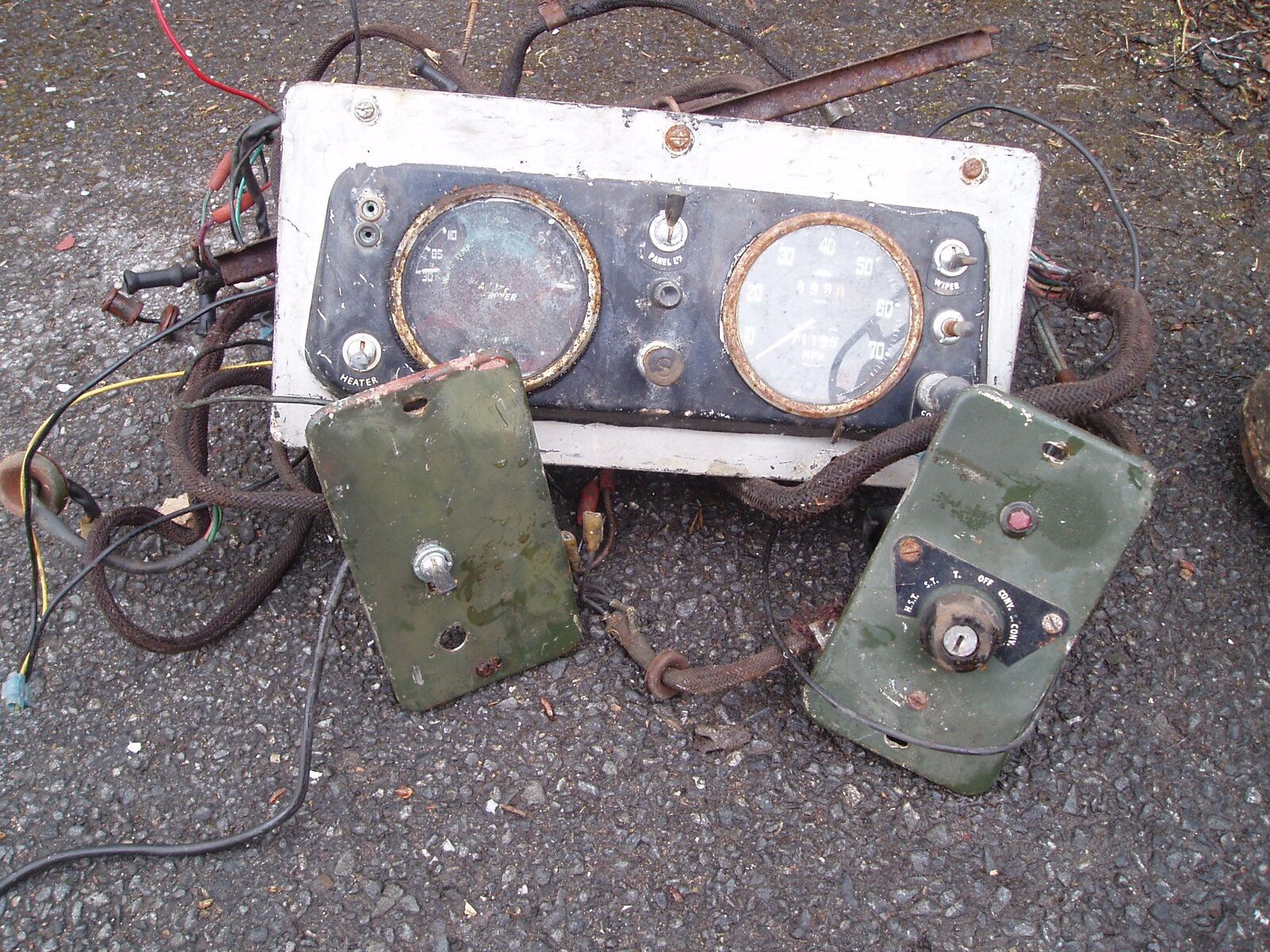 early wiring.JPG