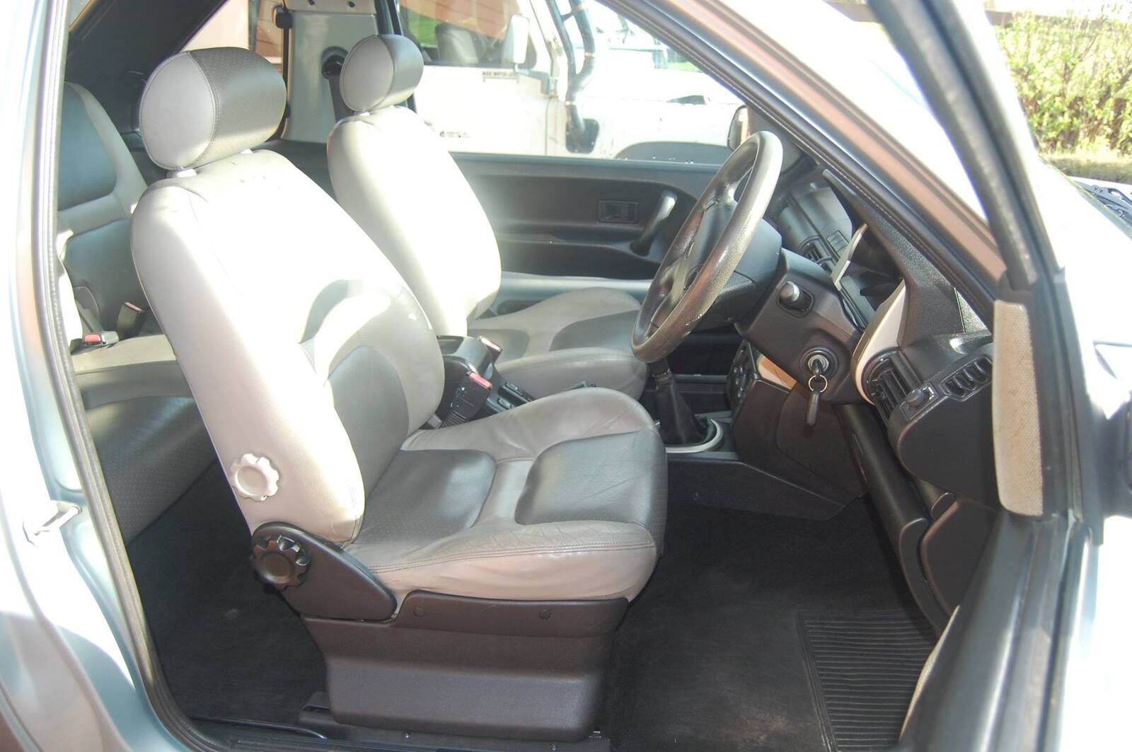 freelander1seats.jpg