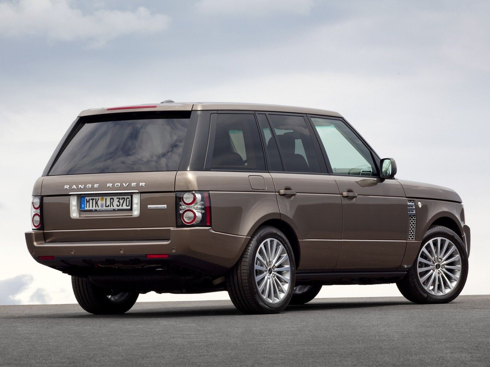 G1395-range-rover-L322.jpg