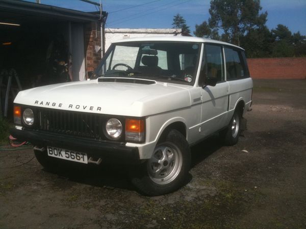 Range Rover BOK 566T.JPG