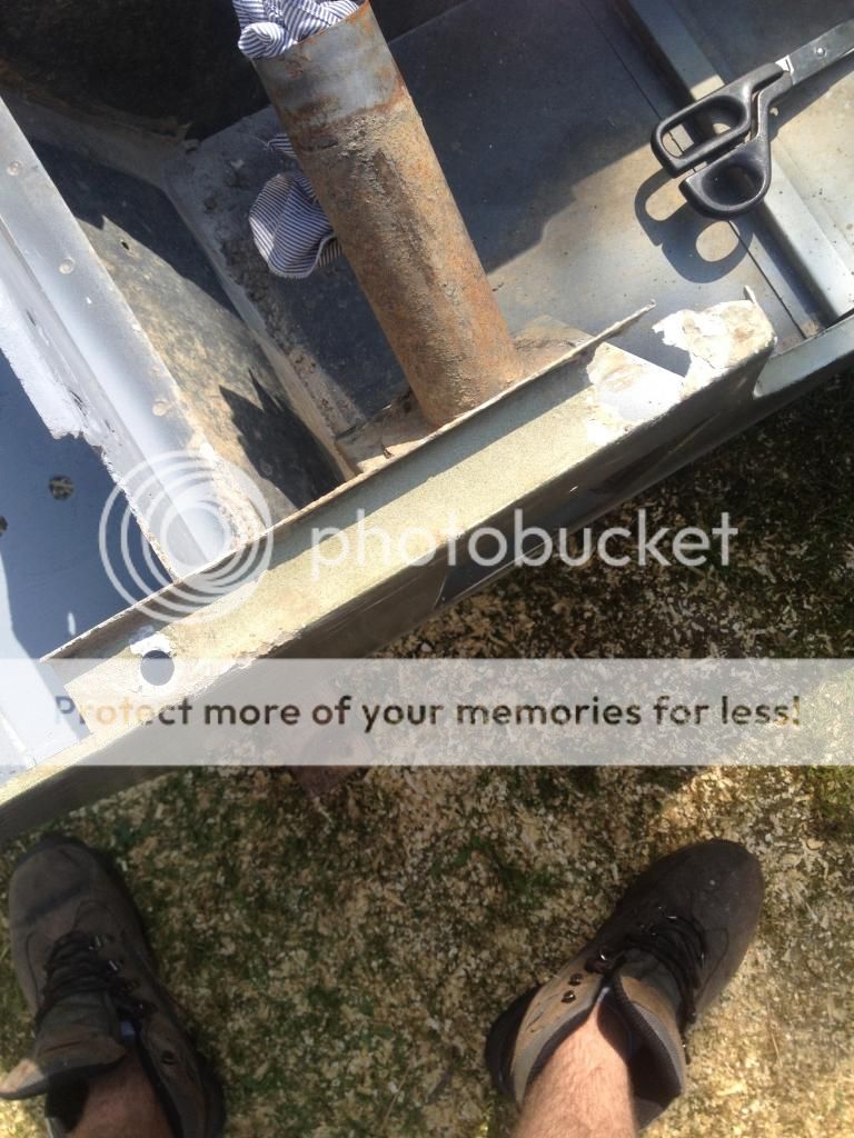 LandRover1416_zpsf085caad.jpg