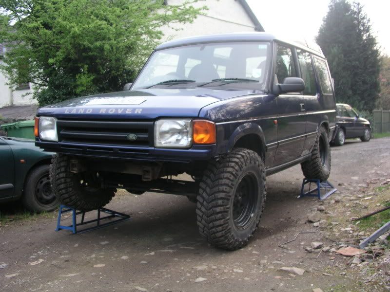 LandRoverDiscovery001.jpg