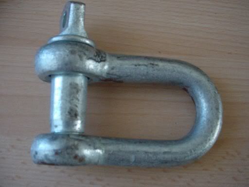Shackle2.jpg