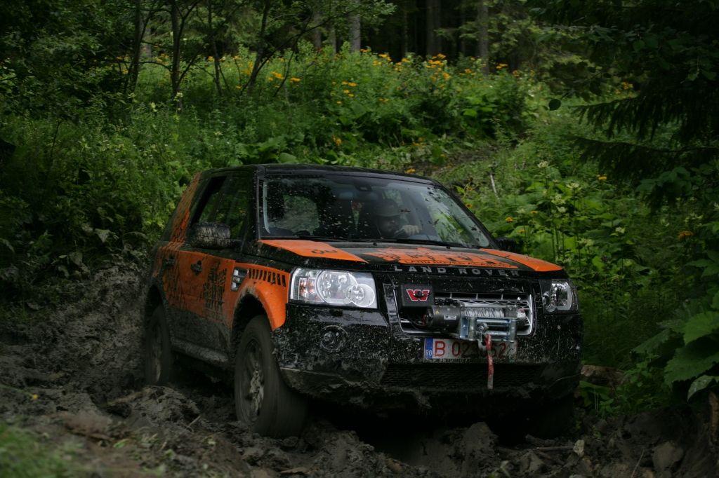 Freelander 2 winch 01.jpg