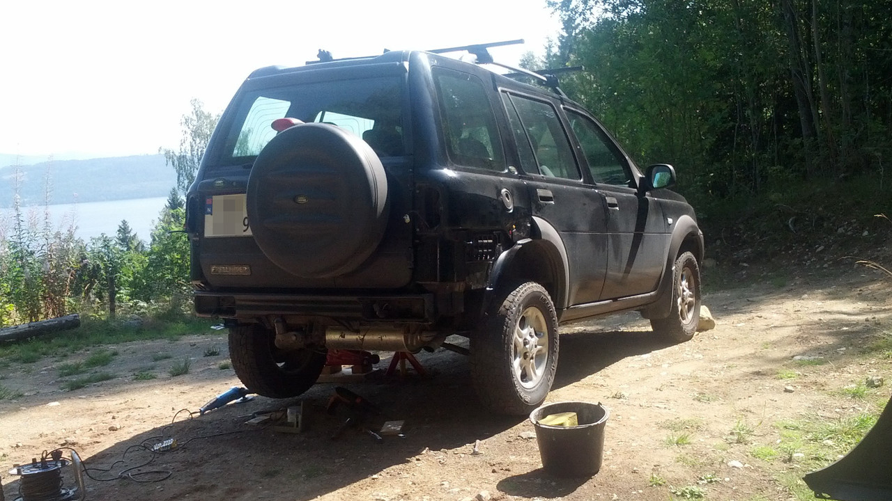 Land Rover Freelander2 facelift starts testing