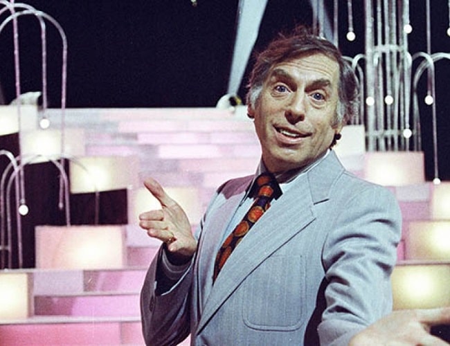 larry-grayson-1.jpeg