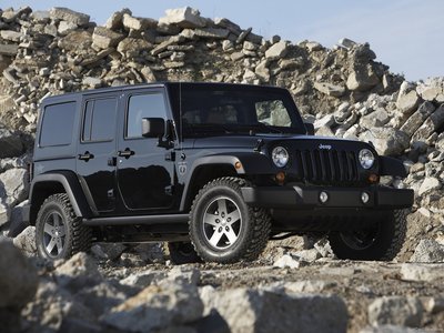 Jeep-Wrangler_Call_of_Duty_Black_Ops-2011.jpg